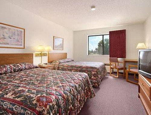 Super 8 By Wyndham Dyersville Pokój zdjęcie